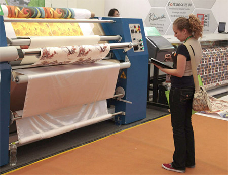 María Renée Ayau, FLAAR Reports, Technical Writer on Textile inks and DX Printers.